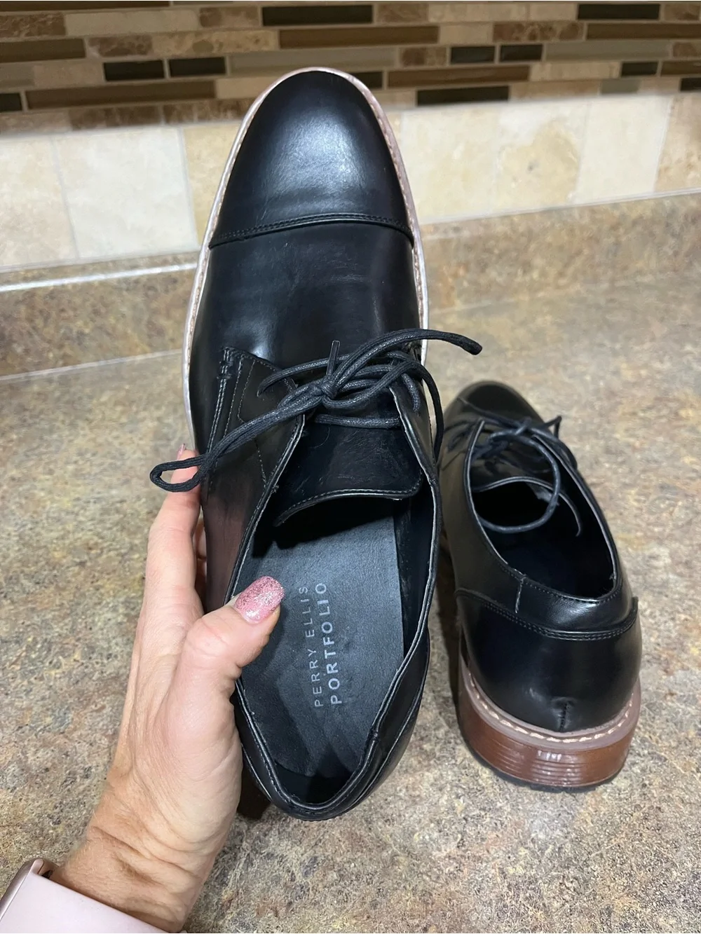 Perry Ellis description sharp